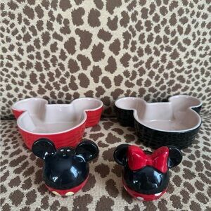 Le Creuset Mickey Mouse Ramekin Set (2)